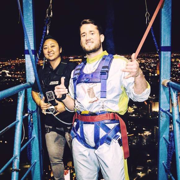 Meet your Posher, Carden - Picture 1 of 1